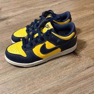 NIKE MICHIGAN DUNKS low               kids Yellow and Blue Sneakers